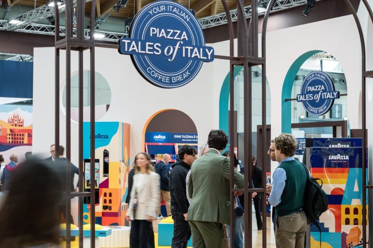 Lavazza_Venditalia_Piazza Tales of Italy